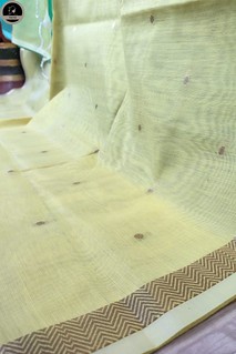 Yellow Maheswari Saree With Thin Zari Border, Full Body Buta Work with Contrast Green Unstitched Blouse Piece-1