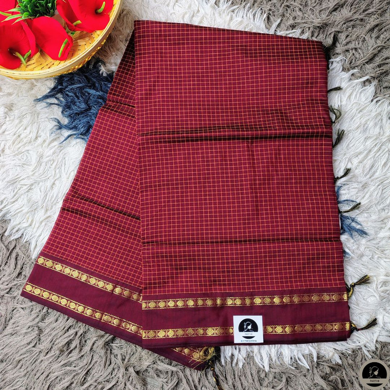 Cotton Blend Maroon Gadwal Saree with All-Over Checked Design - Perfect for All Seasons-1