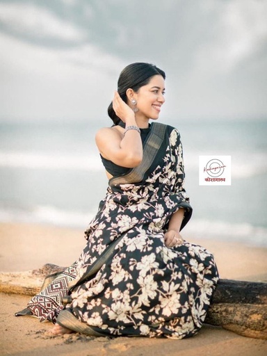 [E-COM-Koshagaram-280DIJ11070024-75] Dola Black & White Cute Combination for Women